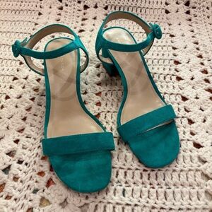 Ann Taylor Green Suede Kennedy Block Heel Sandals Size 7